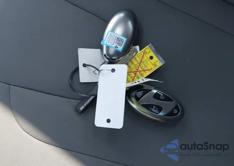 2024 Hyundai Elantra Sel z USA, uszkodzony, nr VIN KMHLS4DGXRU842108